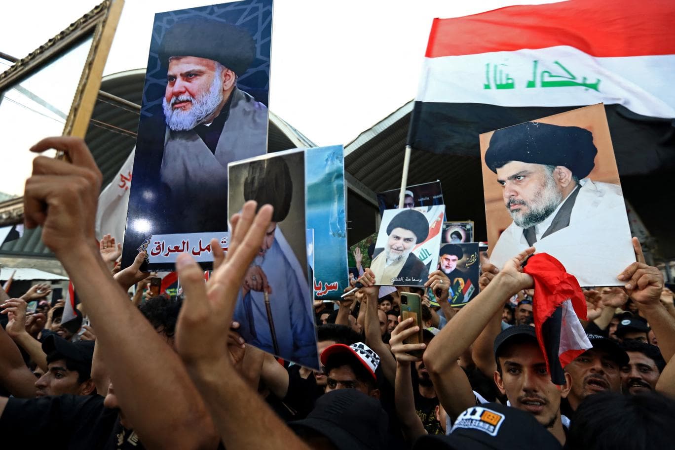 Irak'ta Sadr ile Koordinasyoncu hareketlerin kapışması: Sarık mı yenecek, silah mı?- Faik Bulut